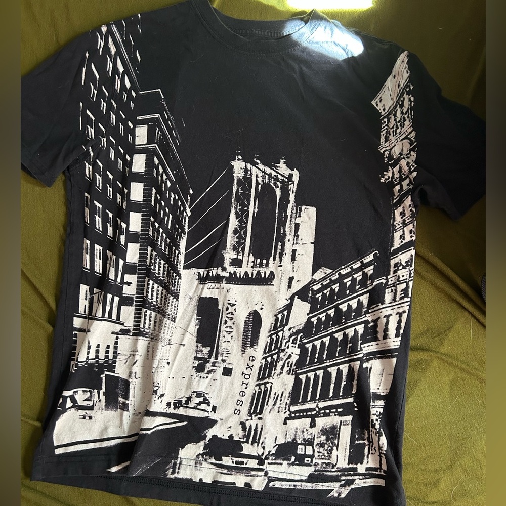 Graphic Print Express Shirt